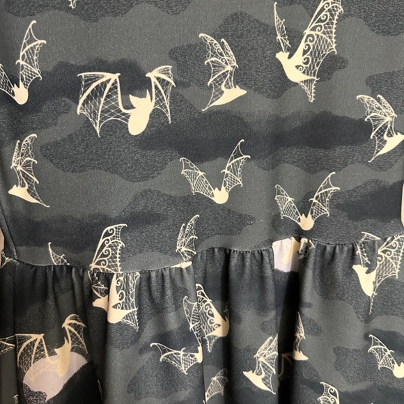 Pinup Girl Clothing Victorian Bats Print Dress SMALL - Picture 9 of 9